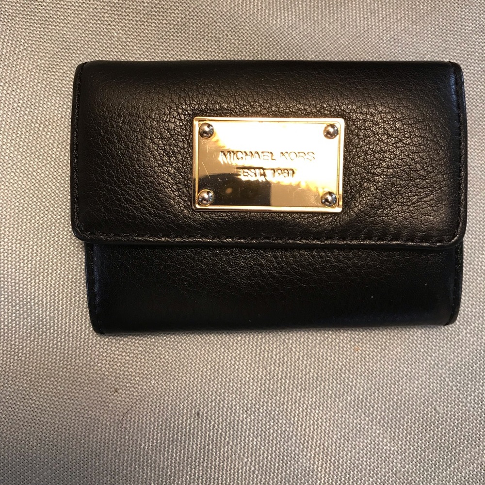 Michael Kors Pebbled Card/ID Wallet